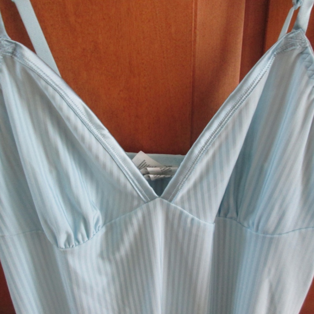 Baby Blue Nightgown - NWT - Size Medium - Picture 2 of 4